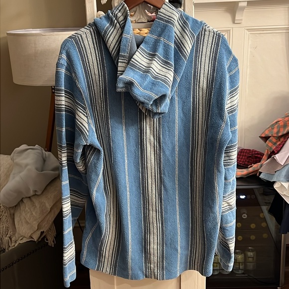 FAHERTY TERRY BAJA PONCHO-  MONTAUK BLUE SERAP. Men’s size medium - Picture 6 of 8